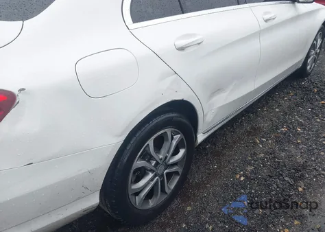 2016 Mercedes-Benz C 300 4Matic/Luxury 4Matic/Sport 4Matic from USA, damaged, VIN 55SWF4KB9GU119805